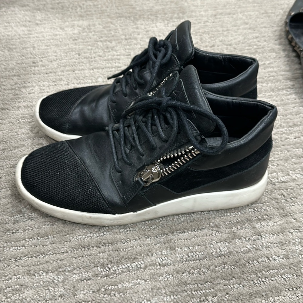 Guiseppe Zanotti sneaker